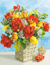 Букет желтых и красных тюльпанов в корзинке